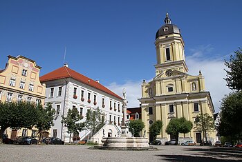 Hofkirche am Karlsplatz